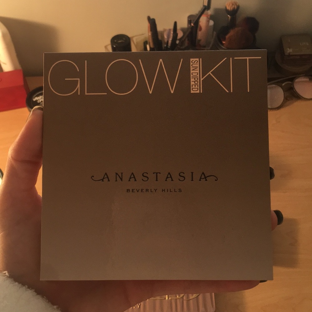 Anastasia Beverly Hills GlowKit Hilighter